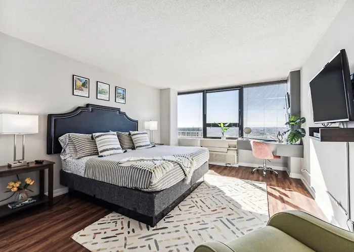 Дом отдыха Downtown Mich Ave, Grant Park, Museums 2bd-2ba #20 *